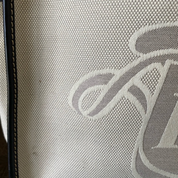 Dooney & Bourke XL Tote (Grey) w/ Silver Hardware. - Picture 3 of 13